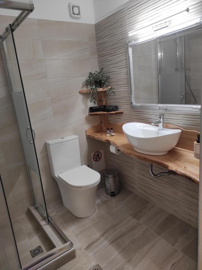 Orange Garden Double Rooms 칼라네라 외부 사진