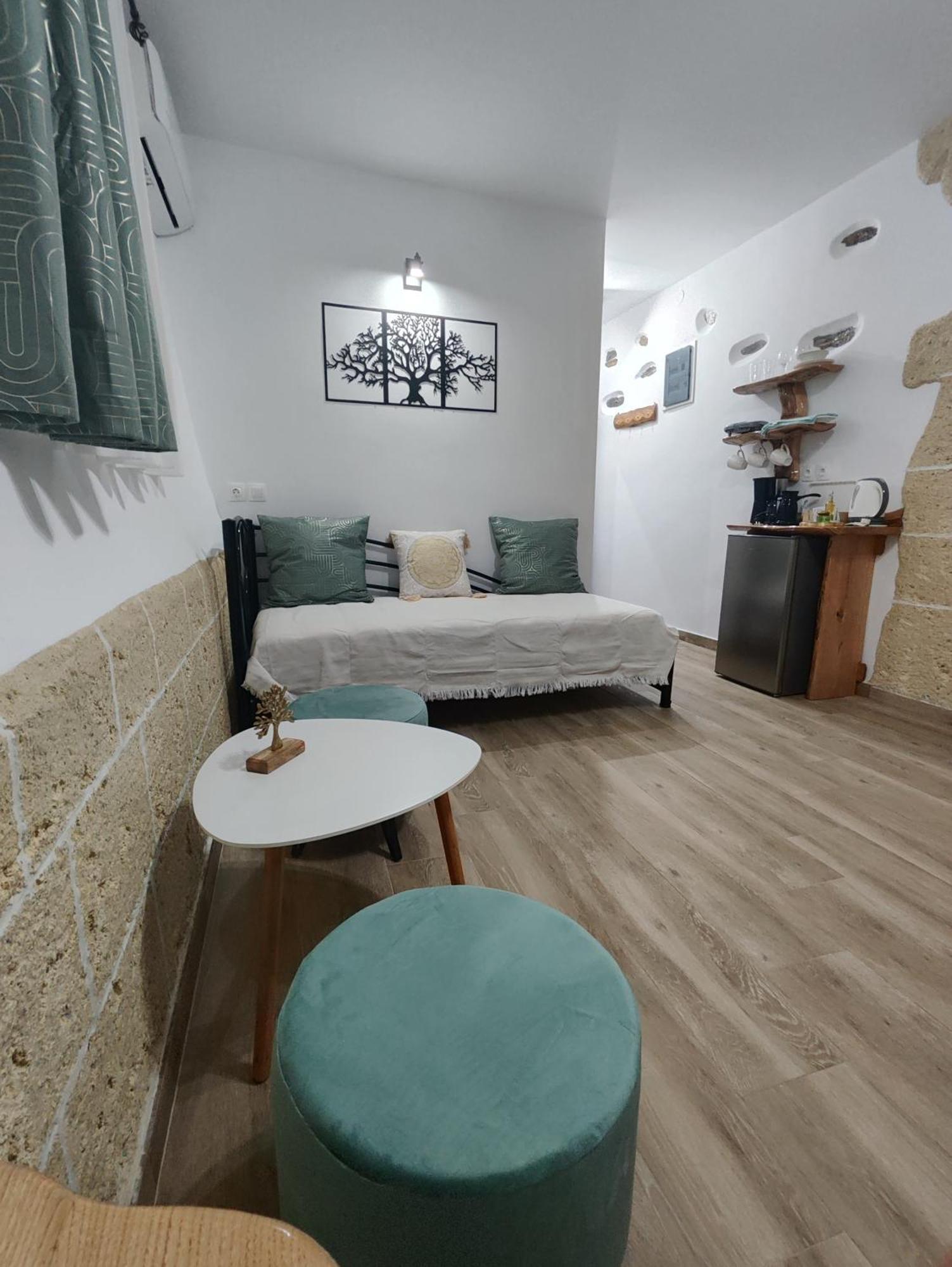 Orange Garden Double Rooms 칼라네라 외부 사진