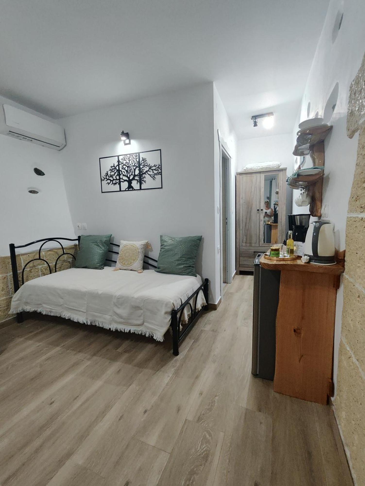 Orange Garden Double Rooms 칼라네라 외부 사진